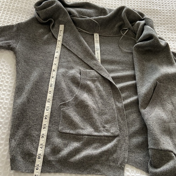 Lululemon Cabin Yogi Wrap Reversible Ribbed Cardigan - Picture 14 of 14